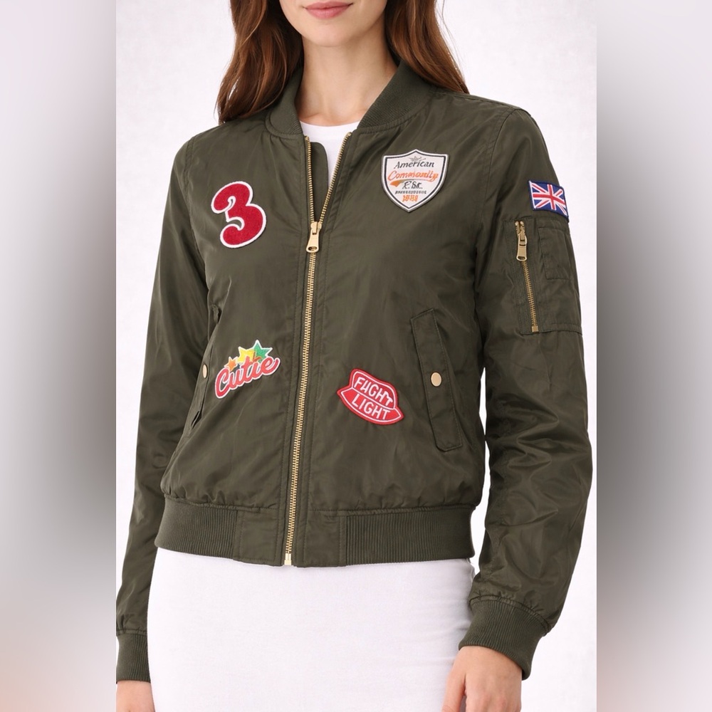 Ci Sono Women’s Size S Olive Green Bomber Jacket w/ Patches Zip Front(A280)✨